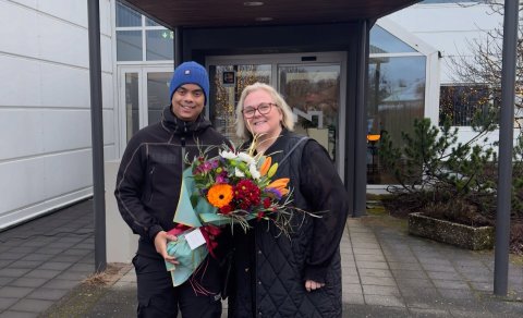 Magnús Orri Arnarson ásamt Auðbjörgu Sigurðardóttur, gjaldkera Tourette-samtakanna, við Mannréttinda&hellip;